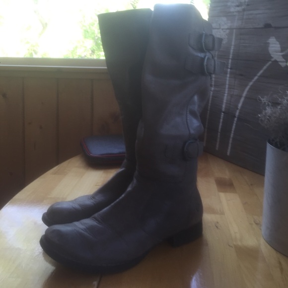 Born boots