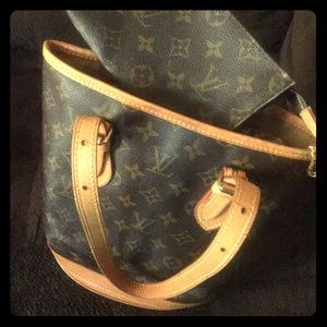 Louis Vuitton PM Bucket w/ pouch
