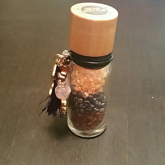 Final markdown bead bottle - Picture 2 of 4