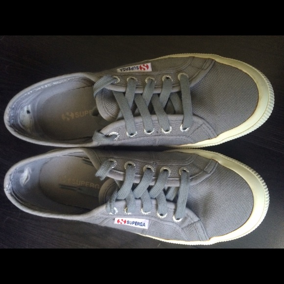 Grey Superga size 37, lightly worn.