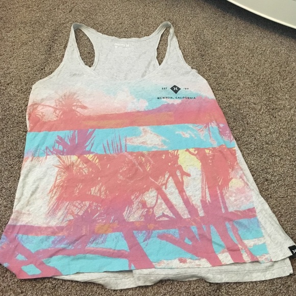 NWOT Hurley Palm Tree Tank NWOT