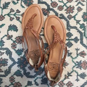 Lucky Brand Tan Woven Sandals