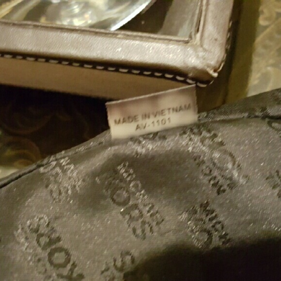 **SOLD** Michael Kors - Picture 3 of 4