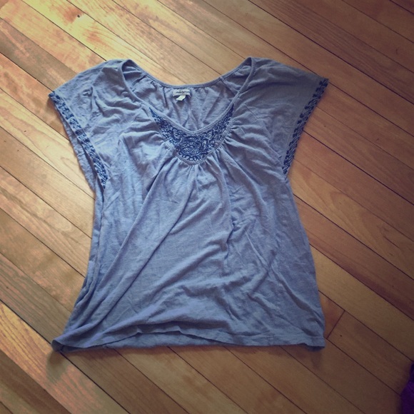 A nice everyday shirt that will go good with all