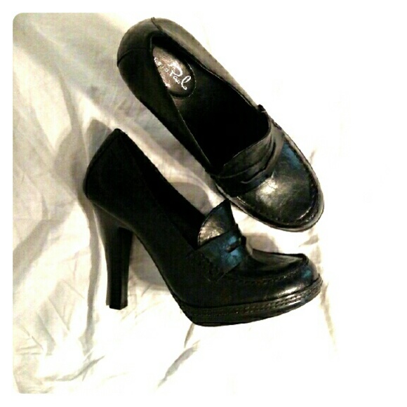Studio Paolo Black Loafer Heels