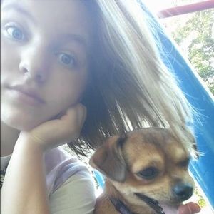 Meet your Posher, Danielle