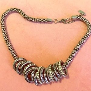 Cute silver color neckles & gold earings 👍🏻⭐️