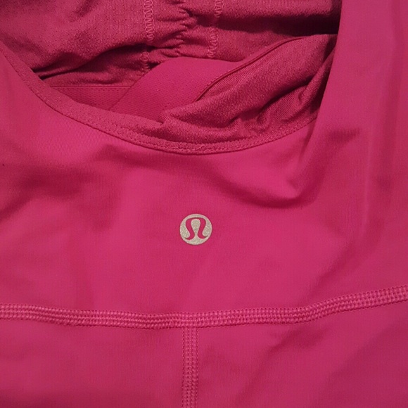 Lululemon - Picture 3 of 4