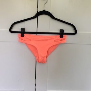 LSpace Estella bottom