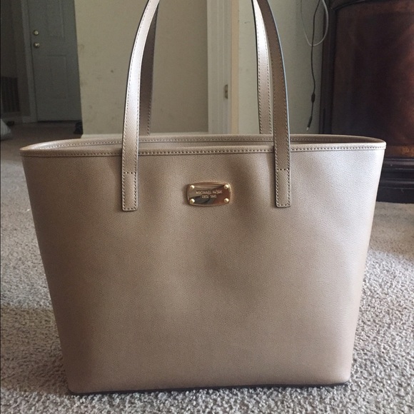 Michael Kors handbag