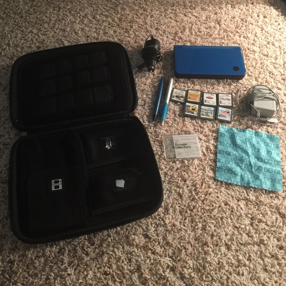 Nintendo DSi XL Kit