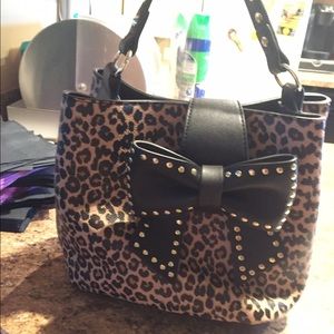 Betsy Johnson cheetah print bow purse