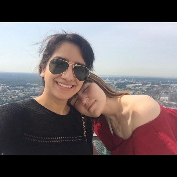 Meet your Posher, Sophie - Picture 2 of 4