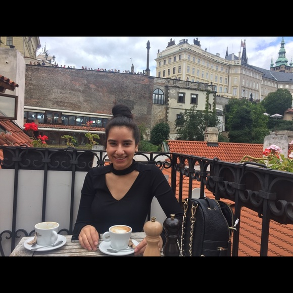 Meet your Posher, Sophie - Picture 3 of 4