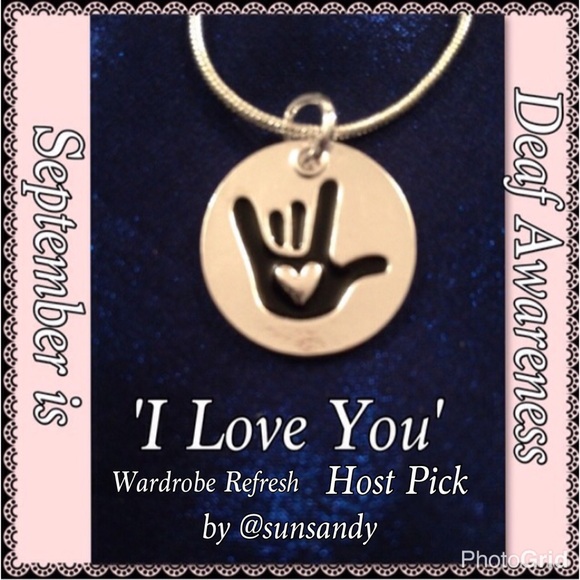 'I Love You' in American Sign Language Charm - Picture 1 of 3