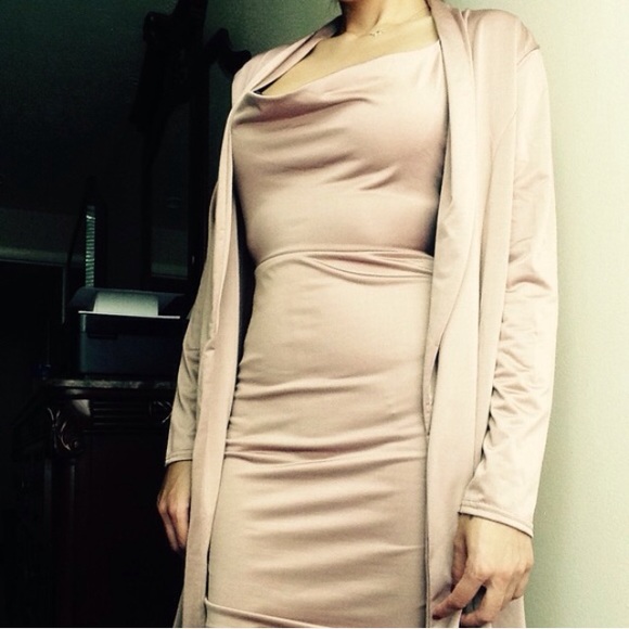 ❗️SOLD❗️CO-ORD SET SLINKY COWL NECK DRESS & DUSTER - Picture 4 of 4