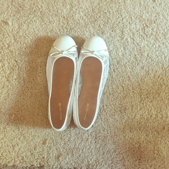 white flats payless