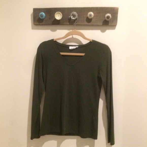 Long sleeve tee