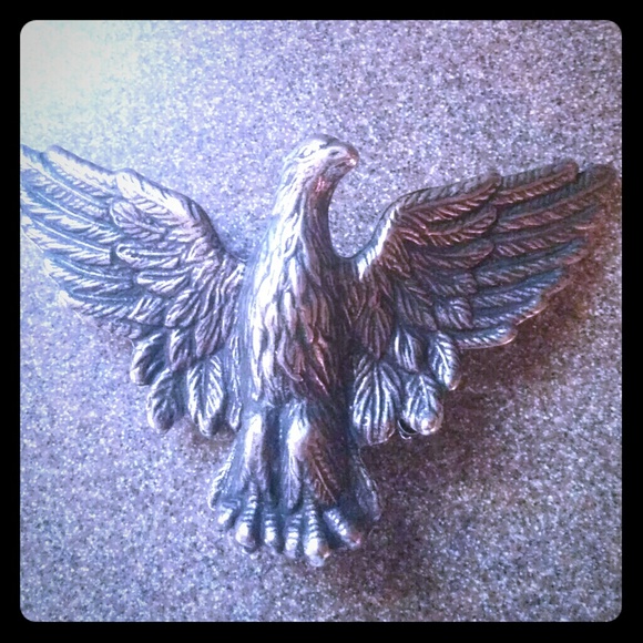 Spread Eagle buckle
