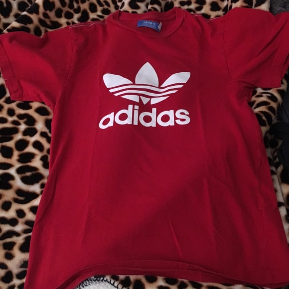 Adidas tshirt