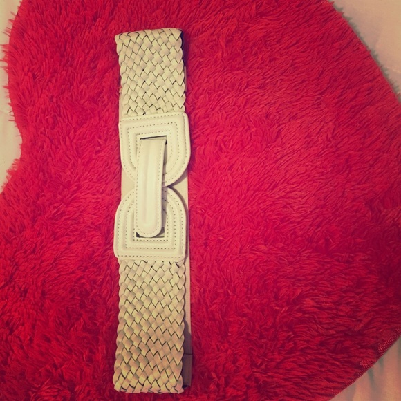 Creamy color strechy belt ⭐️👏🏻⭐️