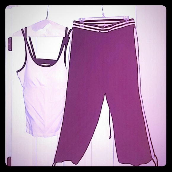 2 piece capri set..Black pants Large ties at legs