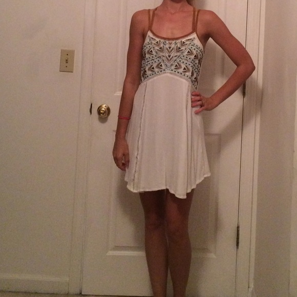 Short white dress