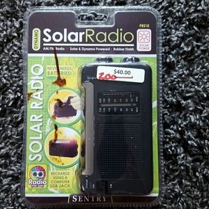 Sentry solar powered radio new