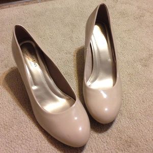 High heels DONATING soon!