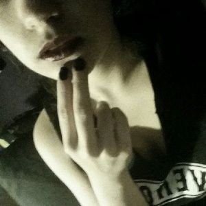 Meet your Posher, Devin