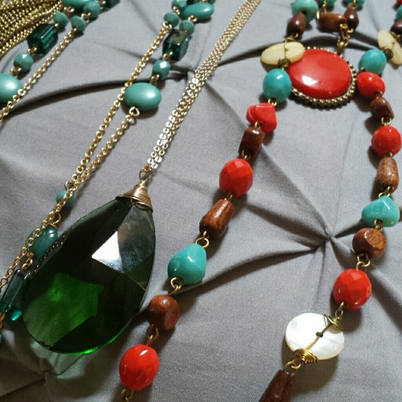 BUNDLE NECKLACES - Picture 3 of 4