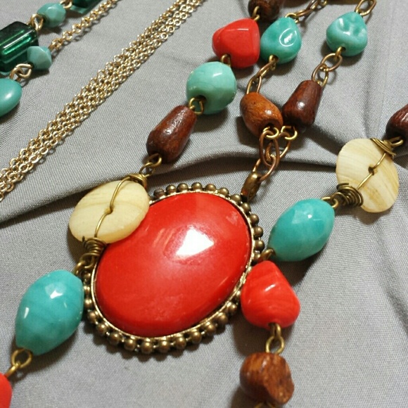 BUNDLE NECKLACES - Picture 4 of 4