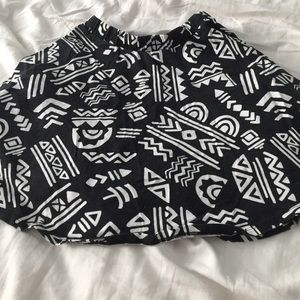 Geo skater skirt
