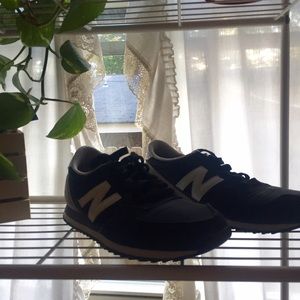 New Balance 420's