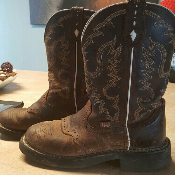 Justin cowboy boots