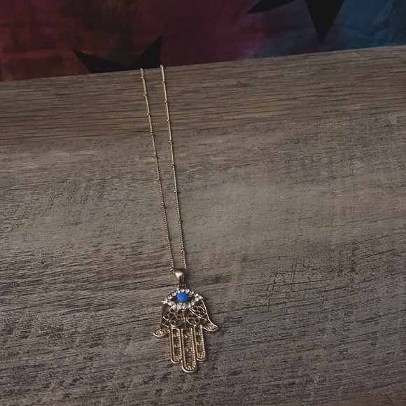 Jewelry - Stunning gold & turquoise hamsa