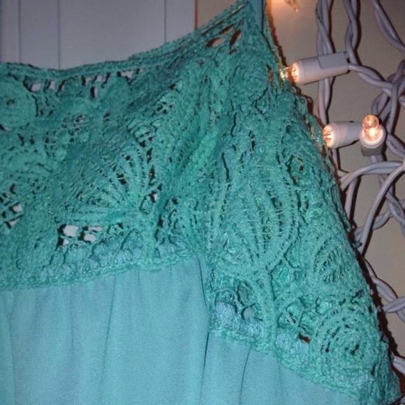 Teal open shoulder new with tags never worn - Picture 2 of 3