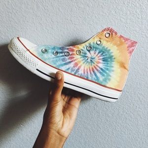 Tie dye converse 💓