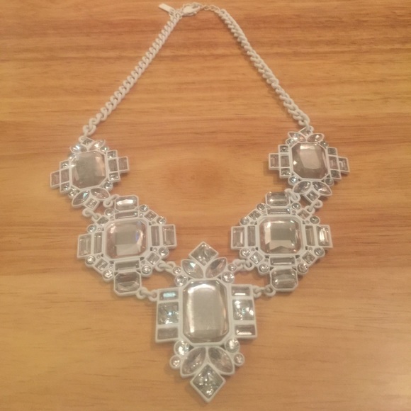 Jeweled bib necklace