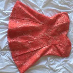 Strapless zip up top
