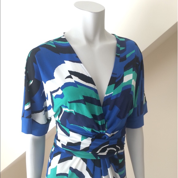 ❌❌❌❌BCBGMaxAzria Faux Wrap Dress - Picture 5 of 5