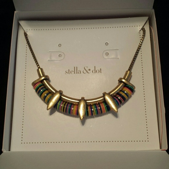 Stella & Dot Wanderer Necklace