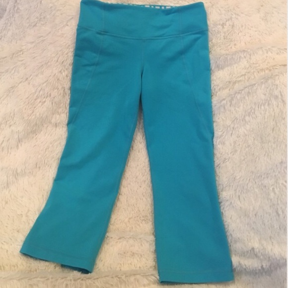 ****Reduced****Lululemon Crop Leggings - Picture 4 of 4