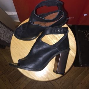Sixtyseven black booties