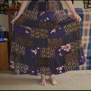 Jackpot: NewYork 3 Foot Pattern Skirt