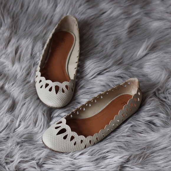 Lauren Conrad Flats