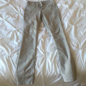 High wasted denim