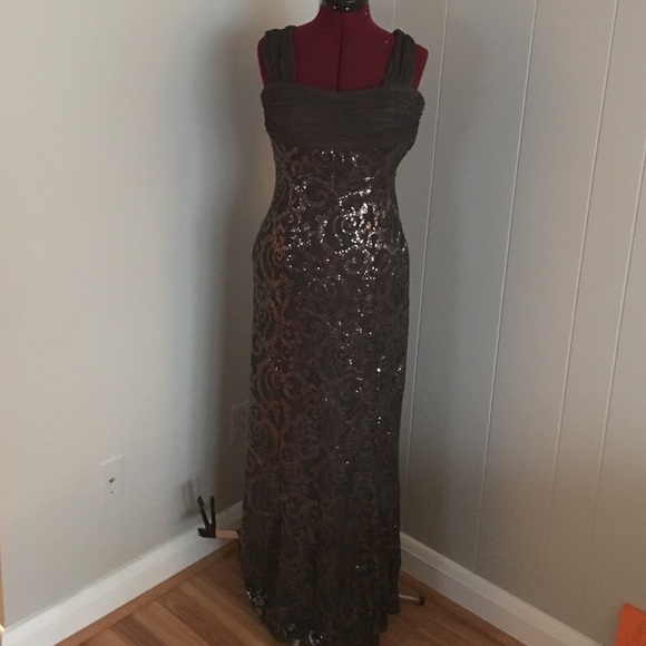 Lauren by Ralph Lauren Evening formal gray gown - Picture 1 of 4