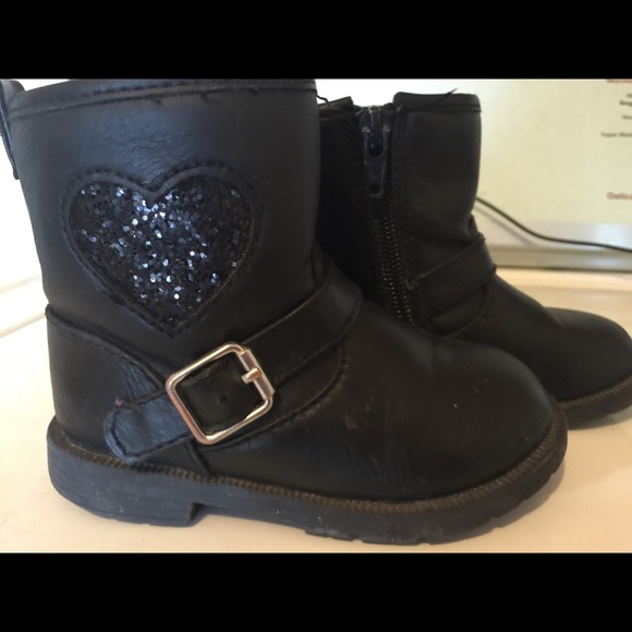 Toddler Girl size 6 black boots with hearts