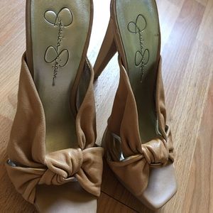 Cyber Monday! Jessica Simpson sexy heels